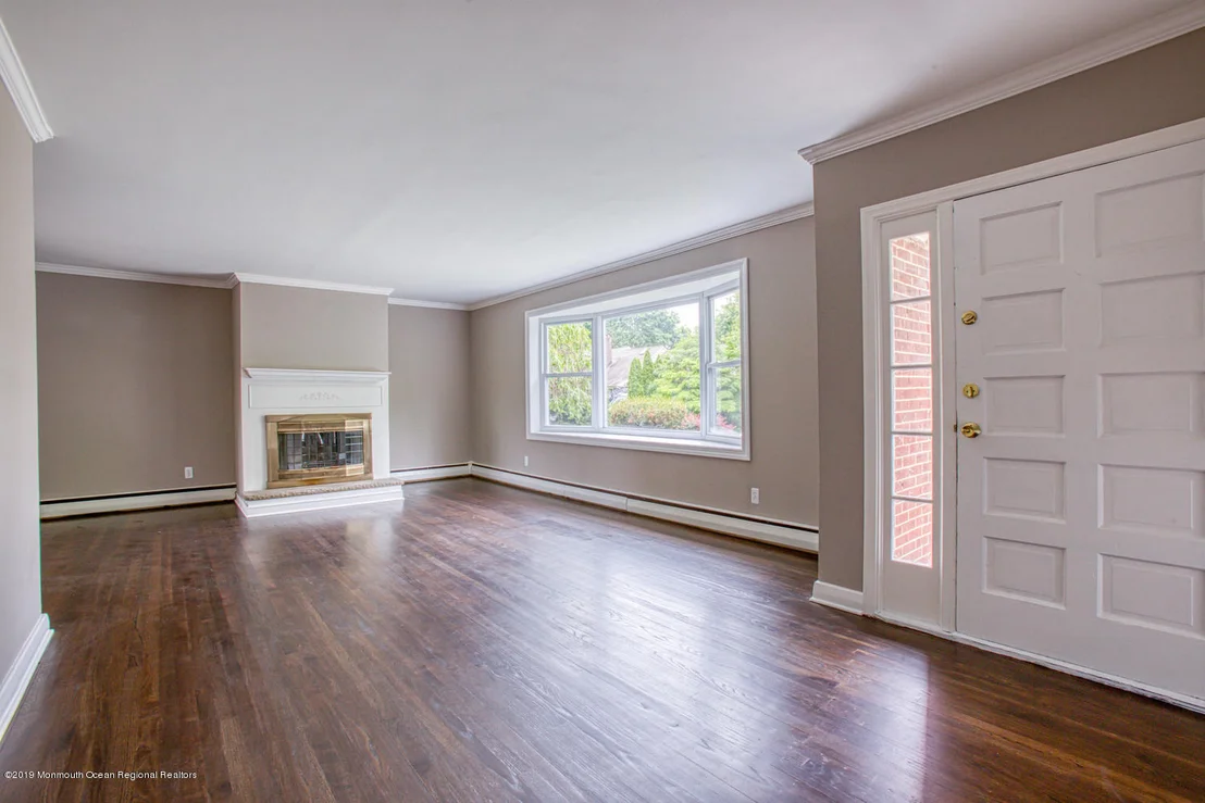 Photo of 1510 Valley Drive