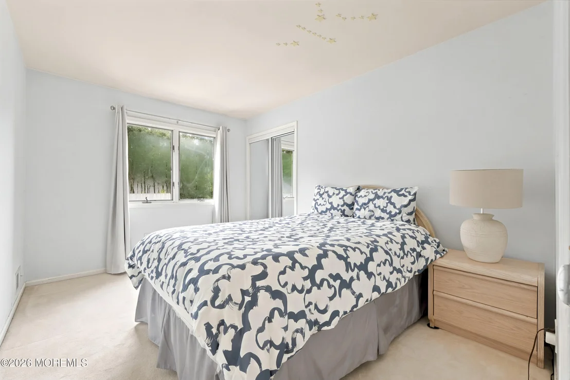 Photo of 137 Redpine Loop