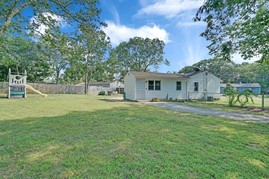 Photo of 143 Stephan Road