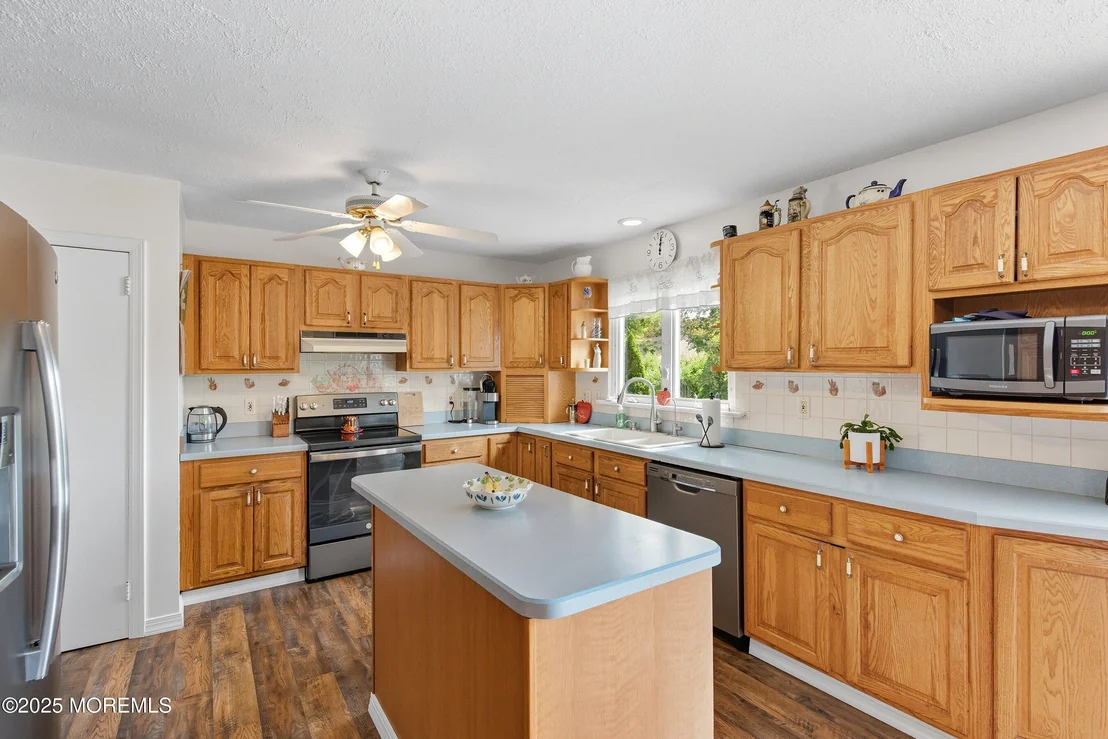 Photo of 141 Taylor Boulevard