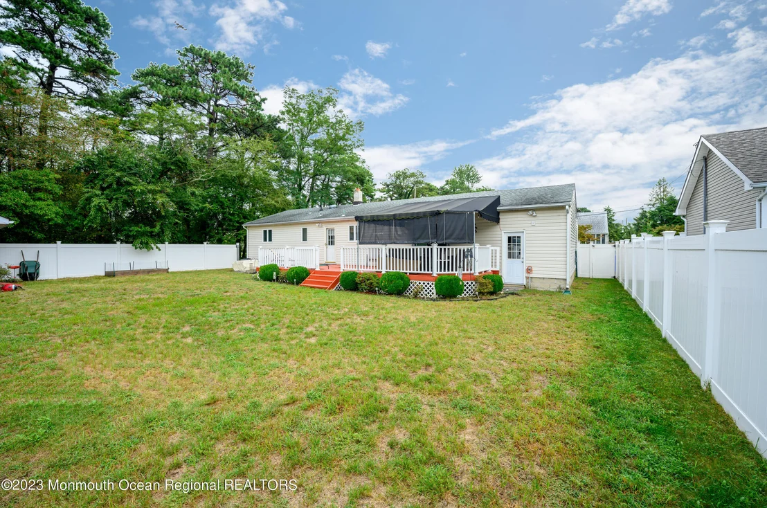 Photo of 425 Harris Avenue