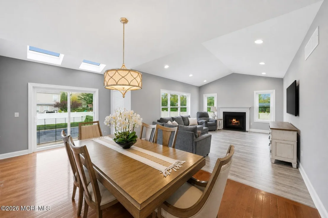 Photo of 1 Prairie Lane