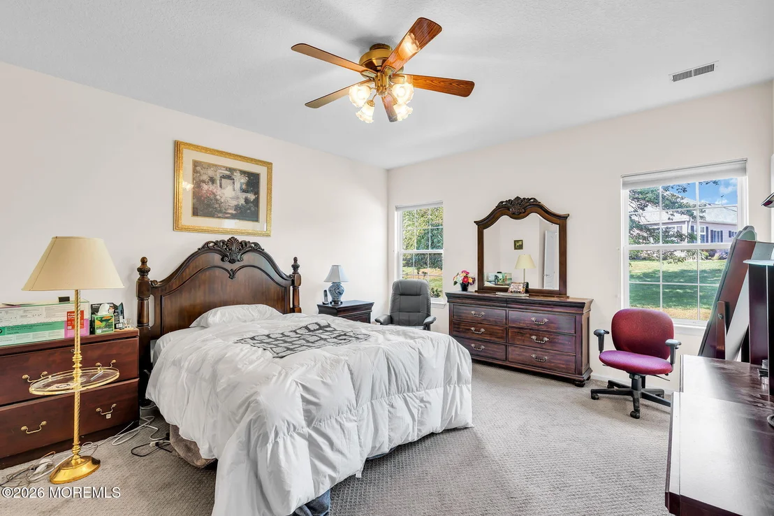 Photo of 2593 Collier Road