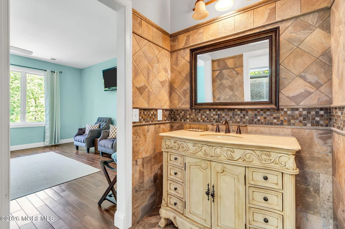 Photo of 347 Millstone Road