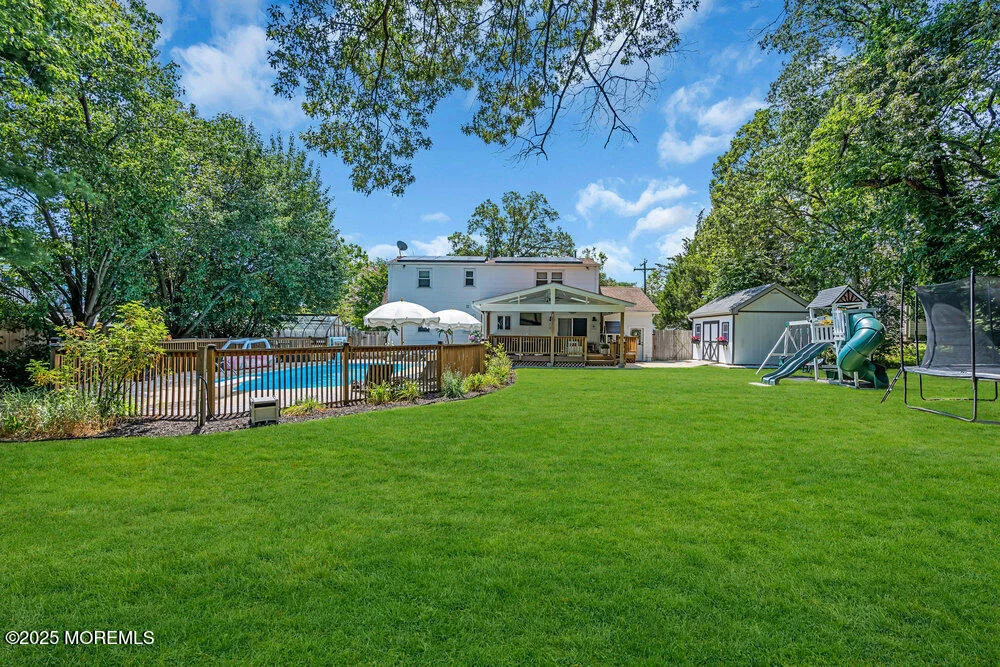 Photo of 984 Westminster Drive