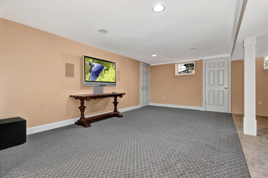 Photo of 7 Beverly Drive