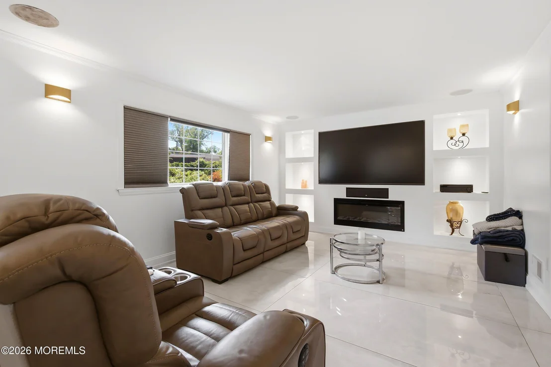 Photo of 17 Knoll Terrace