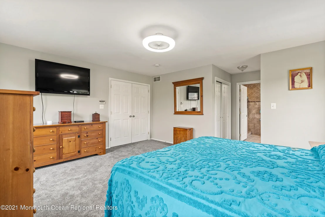 Photo of 19 Carrie Drive