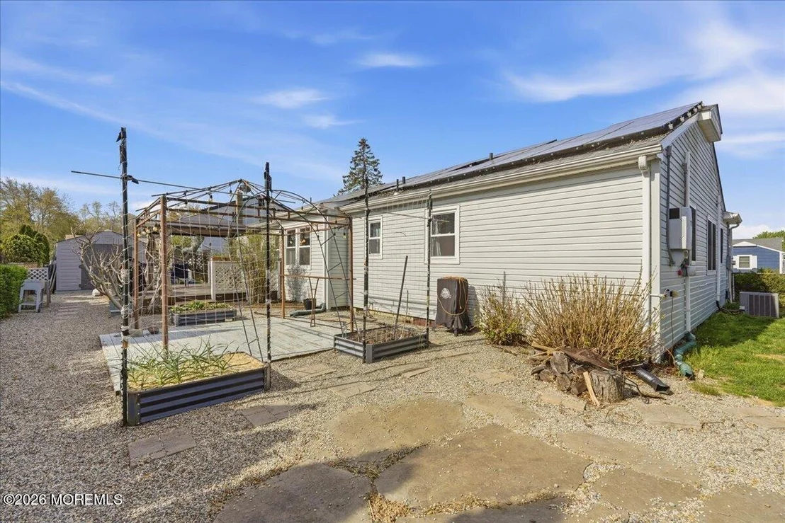 Photo of 503 Buttonwood Drive