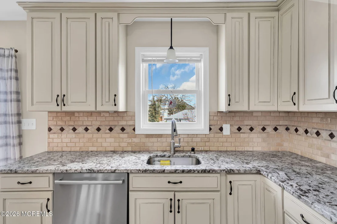 Photo of 116 Cornell Avenue