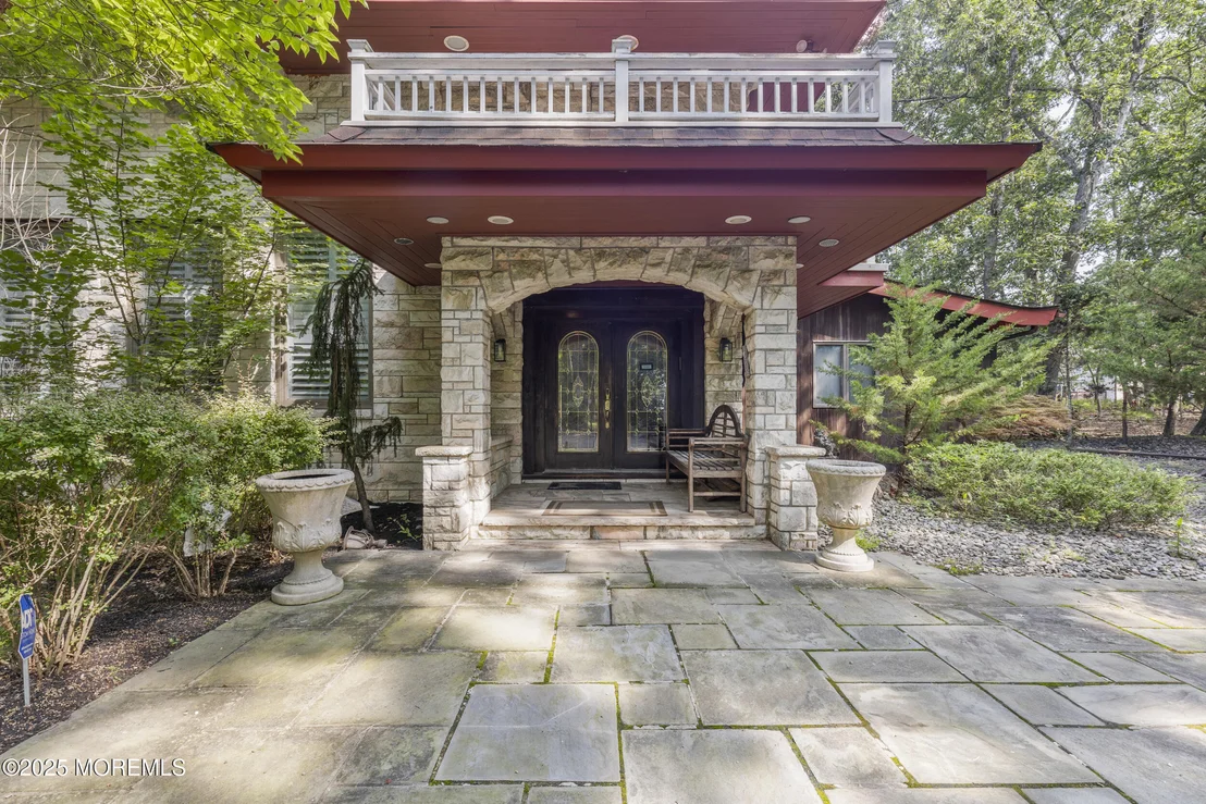 Photo of 780 Green Valley Road