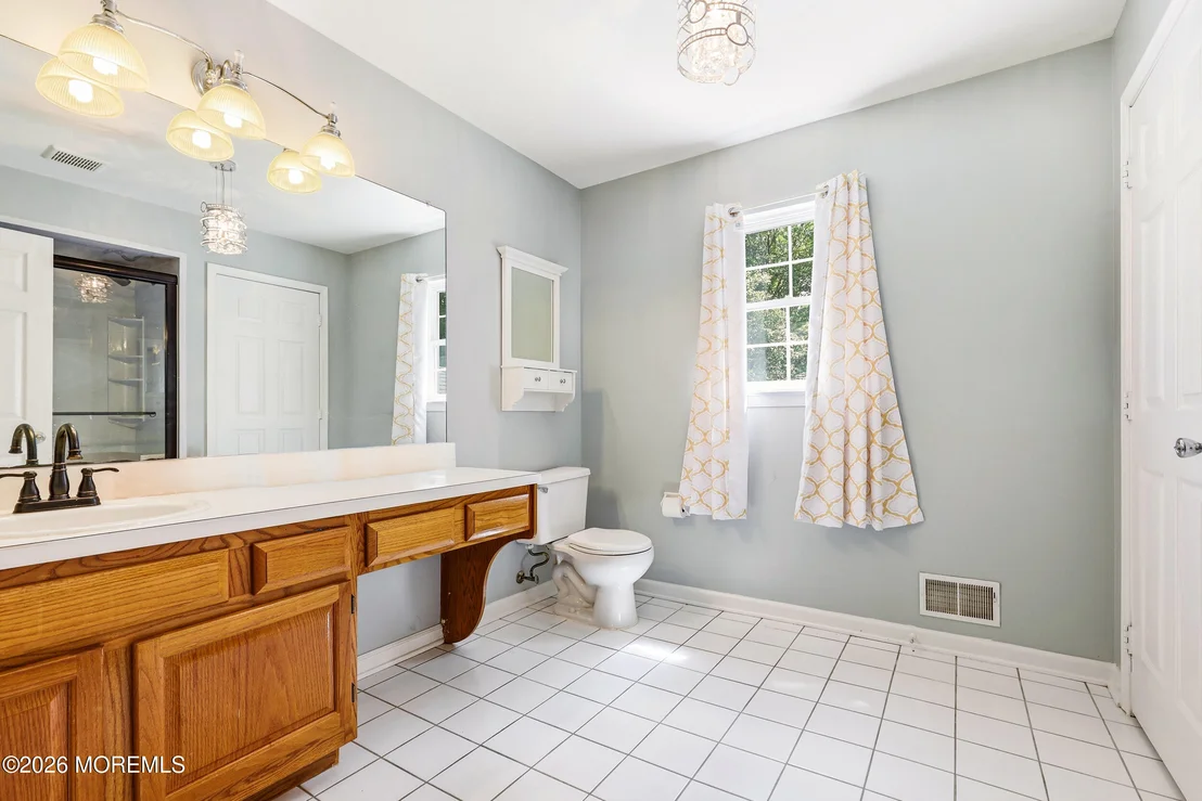 Photo of 339 Murray Drive