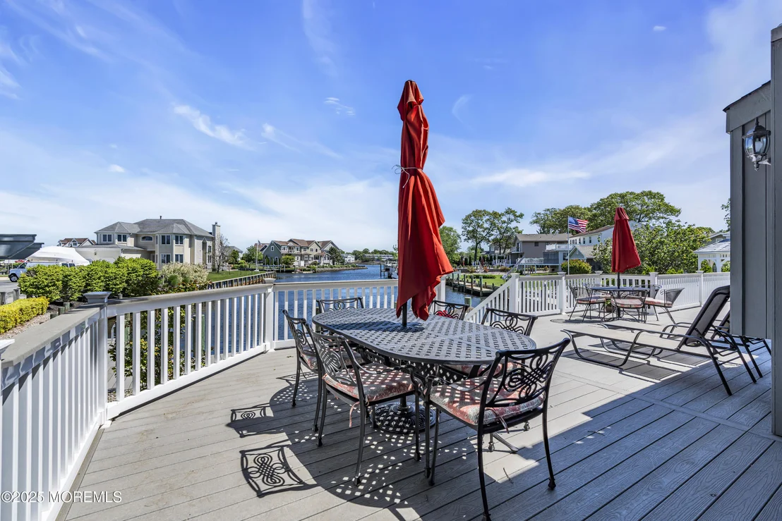 Photo of 560 Midwood Drive