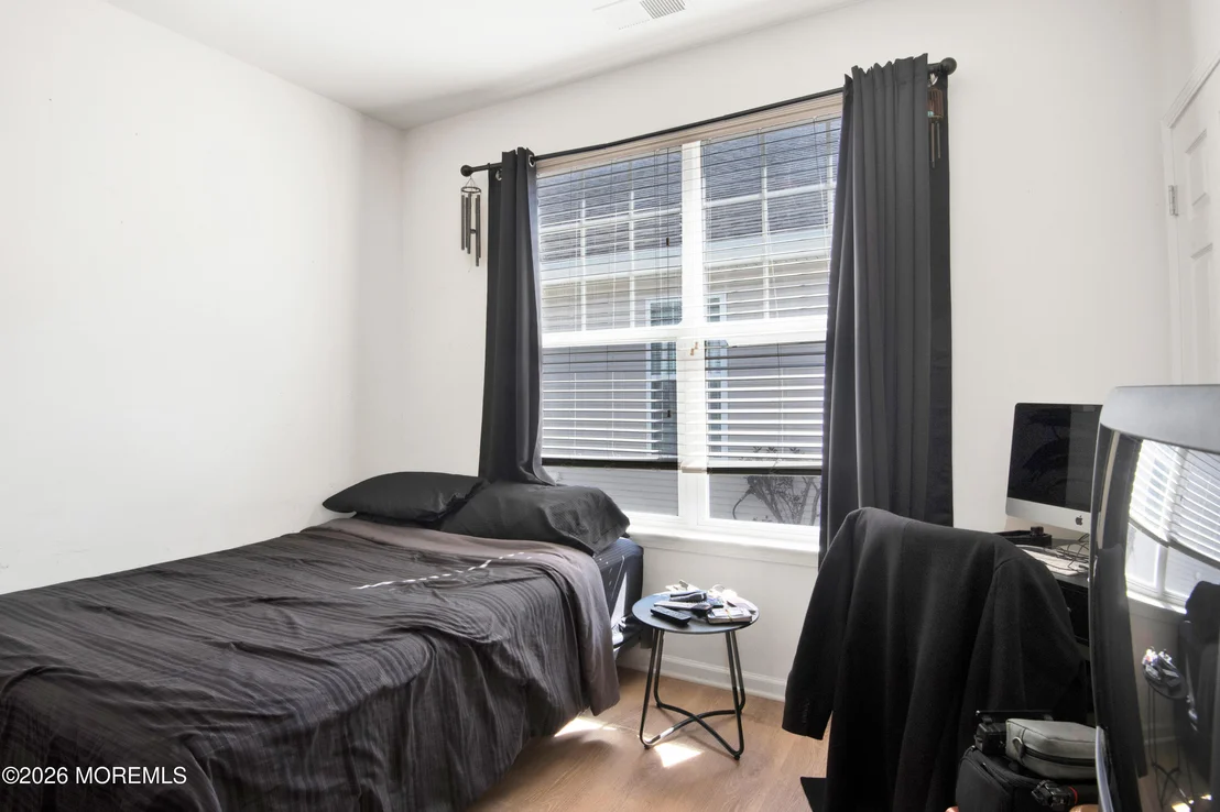 Photo of 31 Heath Lane