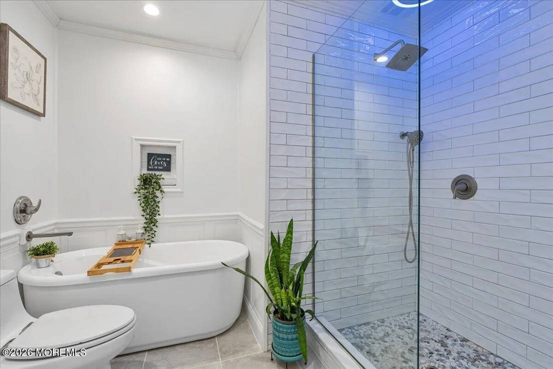 Photo of 48 Cresci Boulevard