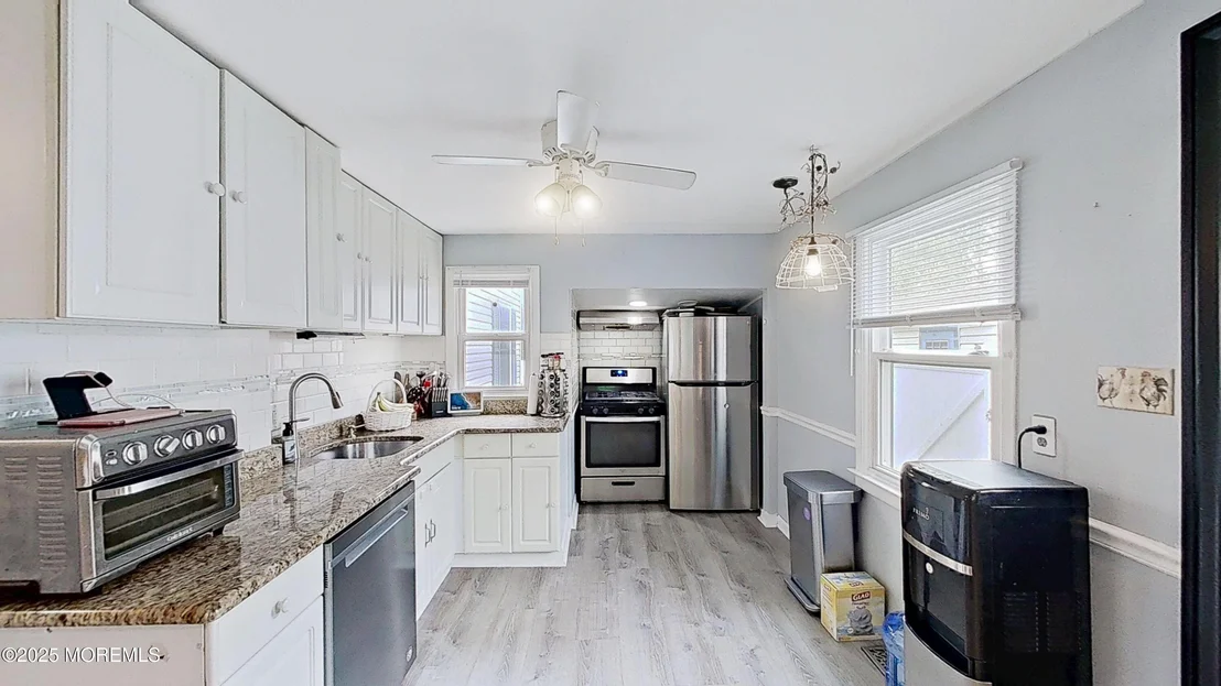 Photo of 224 Sunset Lane