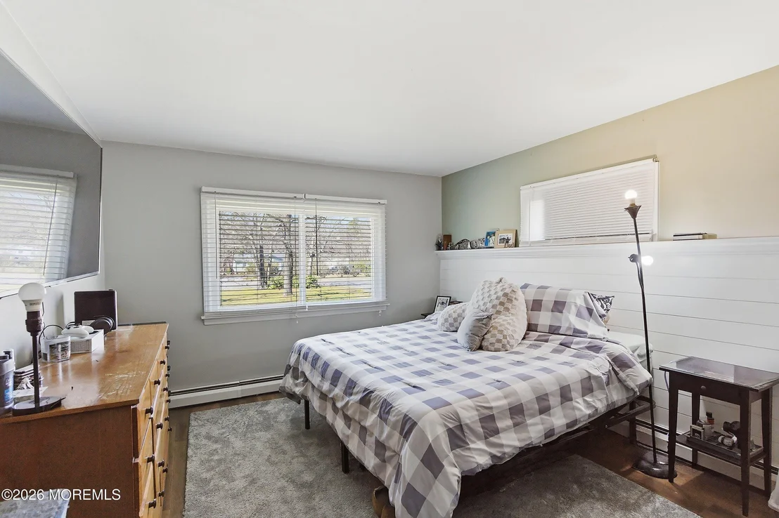 Photo of 745 Oak Glen Road