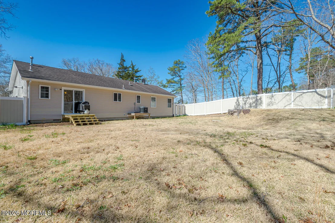 Photo of 6 Avast Avenue