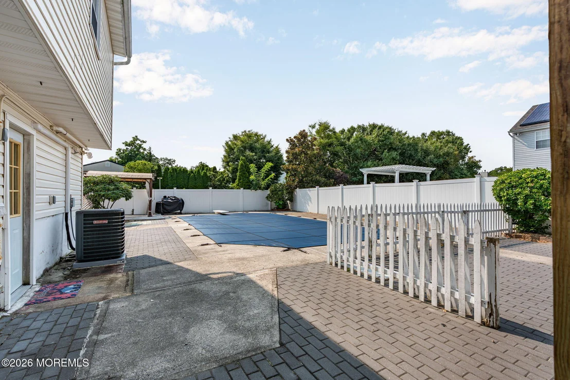 Photo of 666 Longview Drive