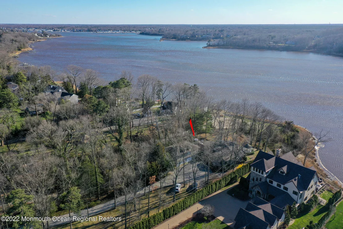 Photo of 2409 Riverside Terrace