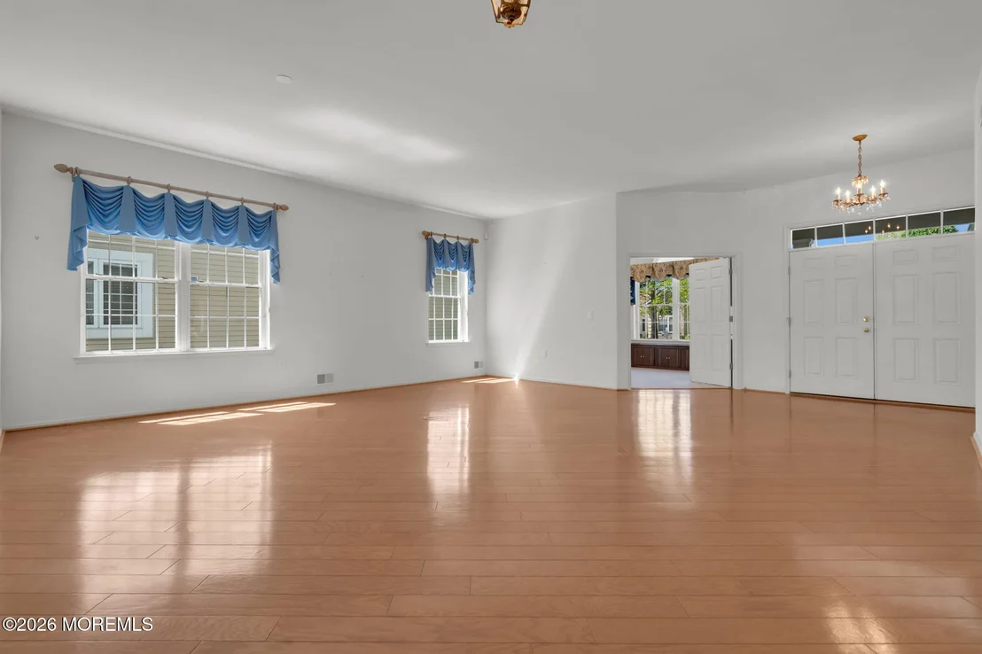 Photo of 39 Baltusrol Drive