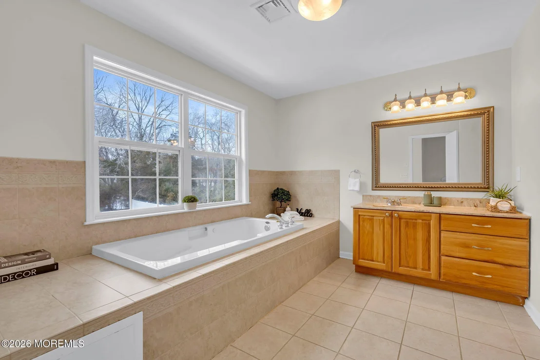 Photo of 296 White Road