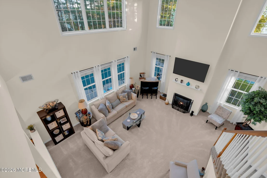Photo of 105 Mesa Verde Lane