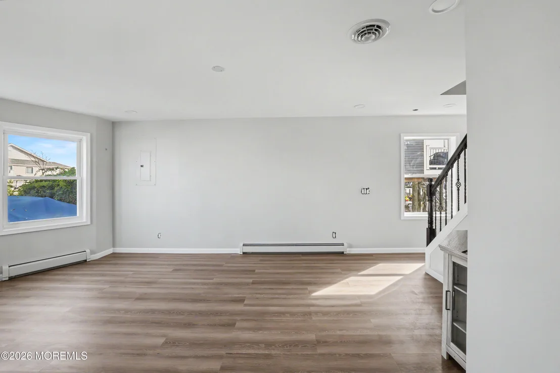 Photo of 348 Kingfisher Road