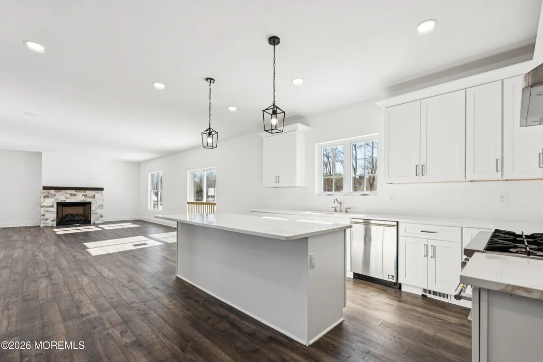 Photo of 140 Locust Avenue
