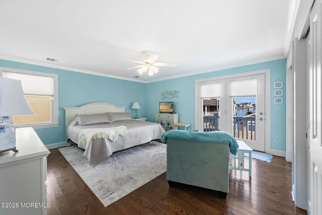 Photo of 305 Sloop Lane
