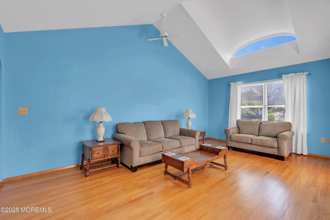 Photo of 75 Minerva Avenue