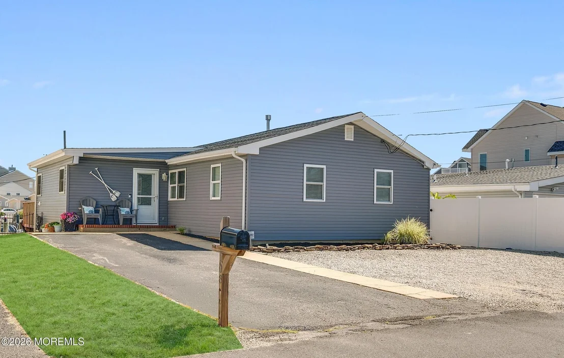 Photo of 108 Valencia Drive