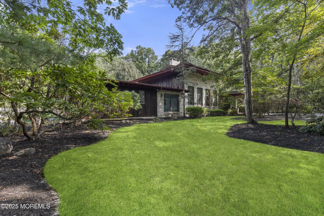 Photo of 780 Green Valley Road