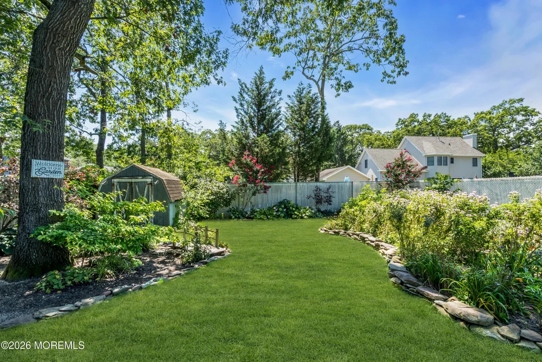 Photo of 637 Prospect Avenue