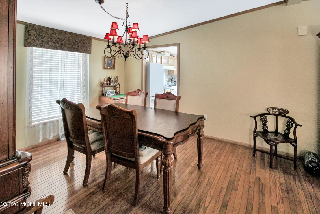 Photo of 1403 Forest Way
