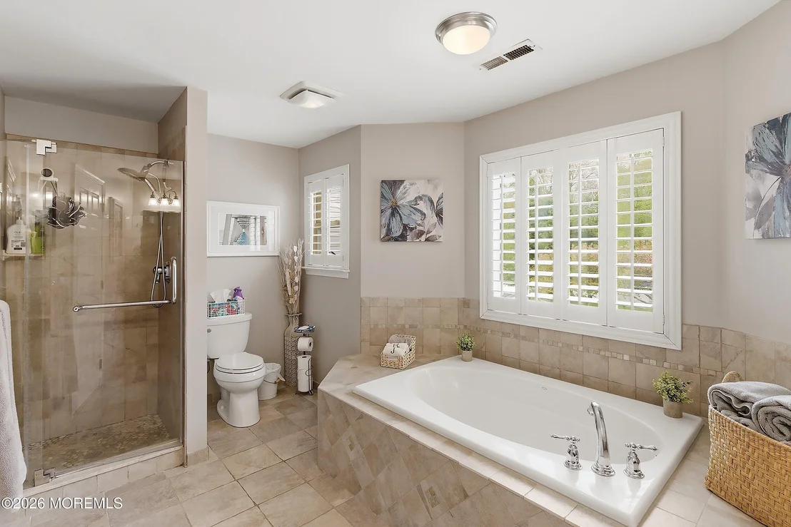 Photo of 8 Arboretum Drive