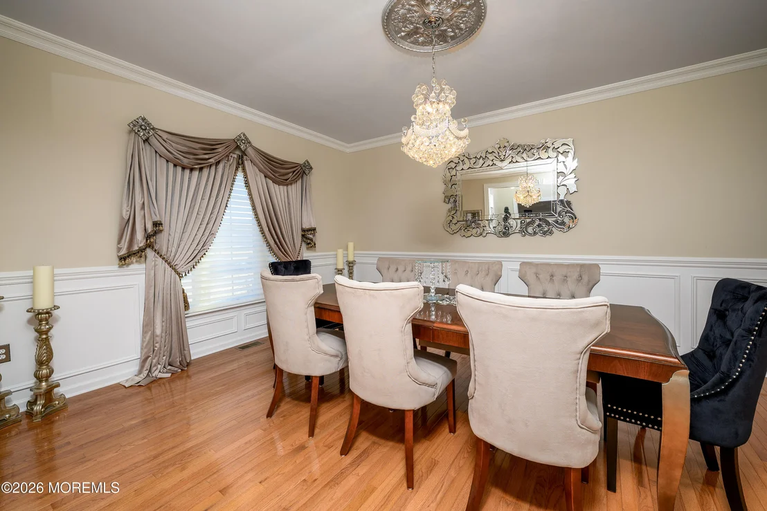 Photo of 4 Whispering Grove Boulevard