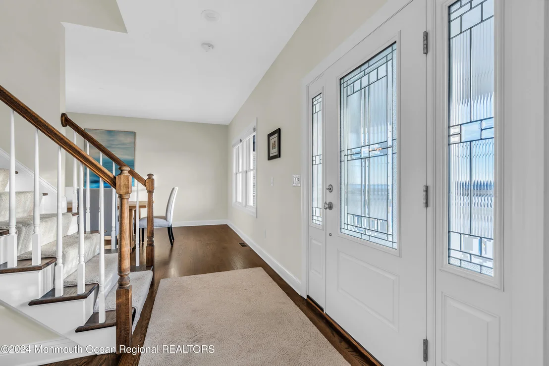 Photo of 106 Saint Lawrence Boulevard