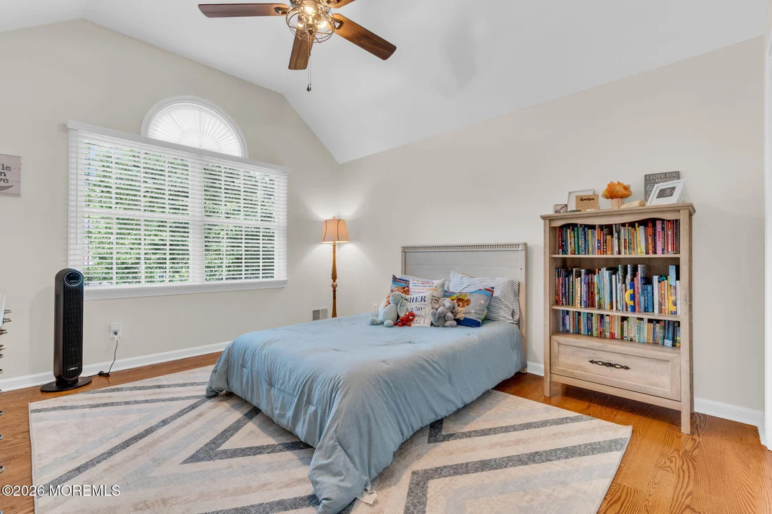 Photo of 2093 Overbrook Drive