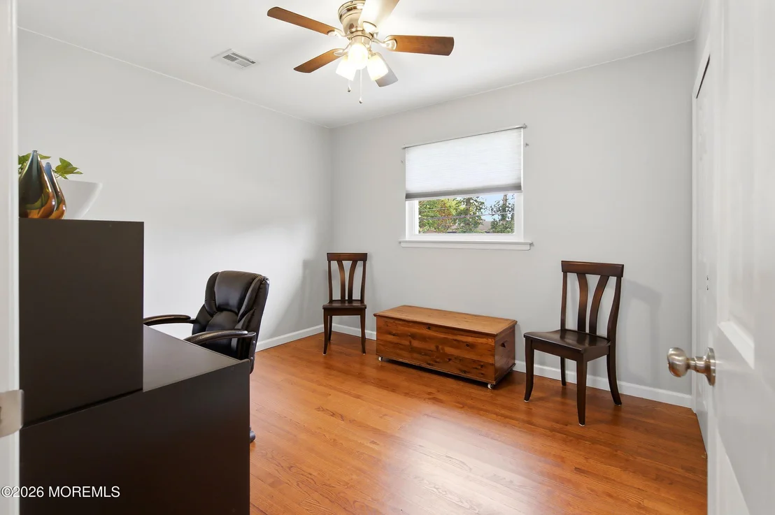 Photo of 1047 Crystal Drive