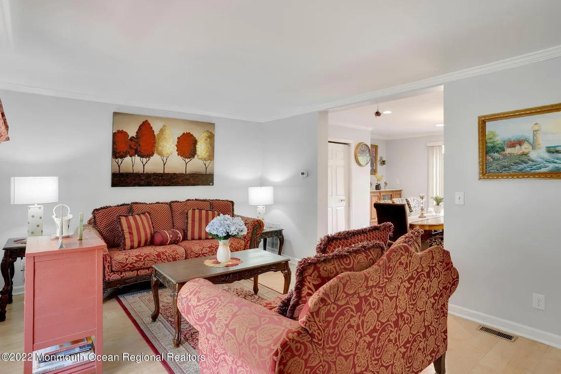 Photo of 2113 W Bangs Avenue