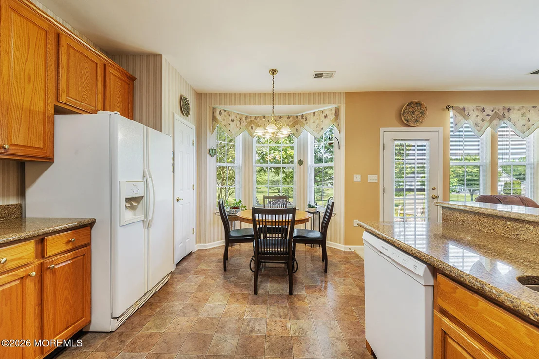 Photo of 46 Minuteman Circle