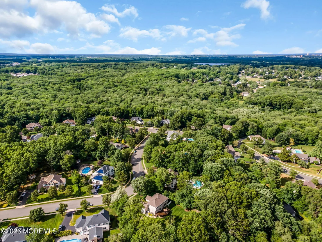 Photo of 2093 Overbrook Drive