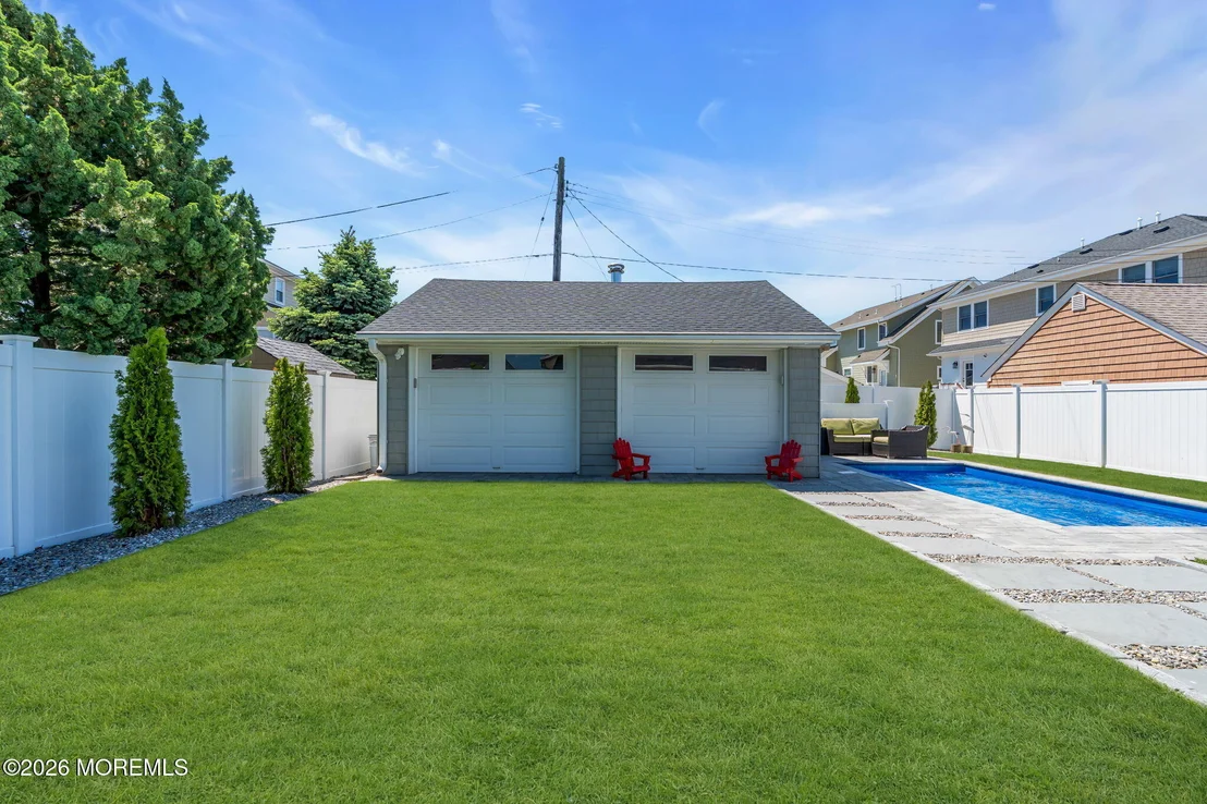 Photo of 304 Parkway