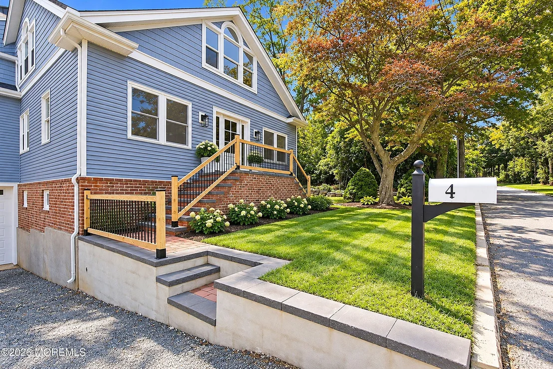Photo of 4 Oneida Avenue