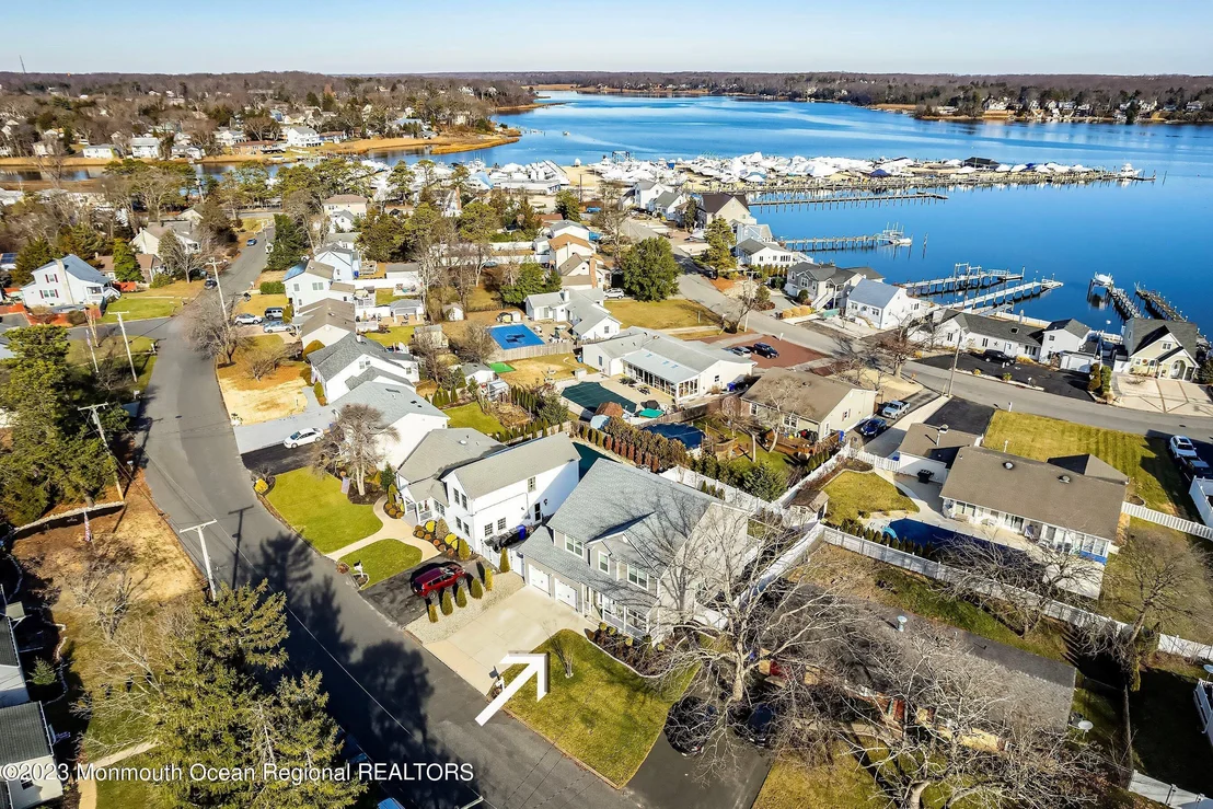 Photo of 199 Riviera Drive