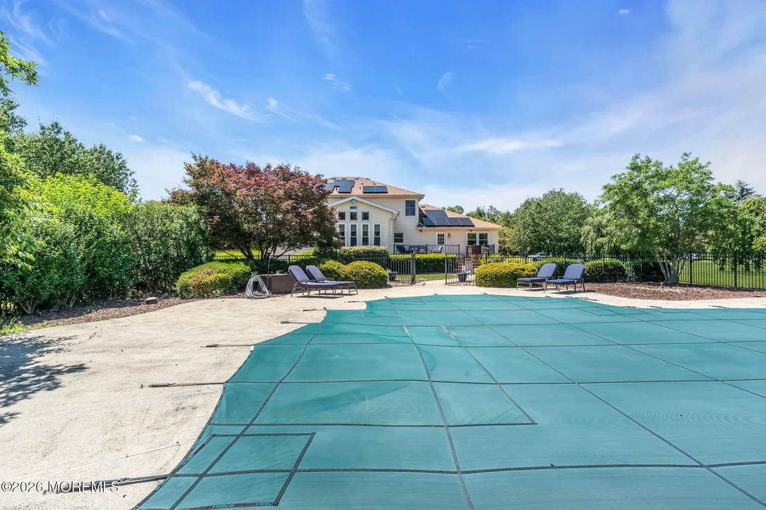 Photo of 16 Groendyke Circle