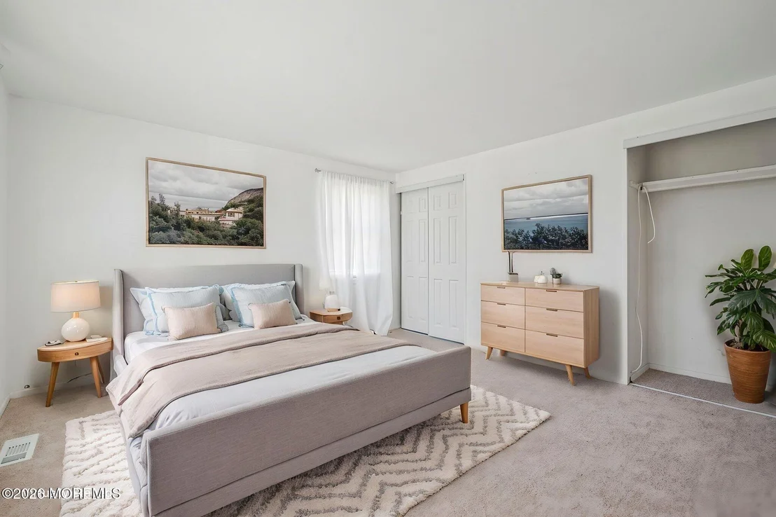 Photo of 70 Harrington Circle
