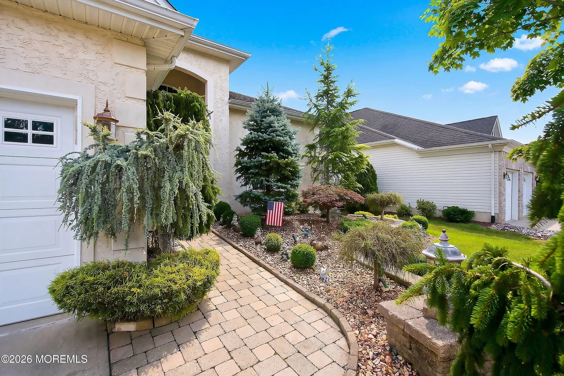 Photo of 27 Sawgrass Street