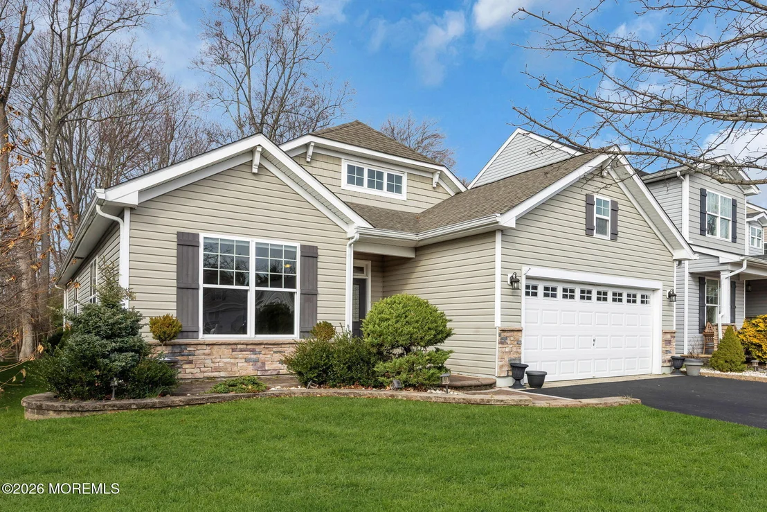 Photo of 37 Kingston Drive